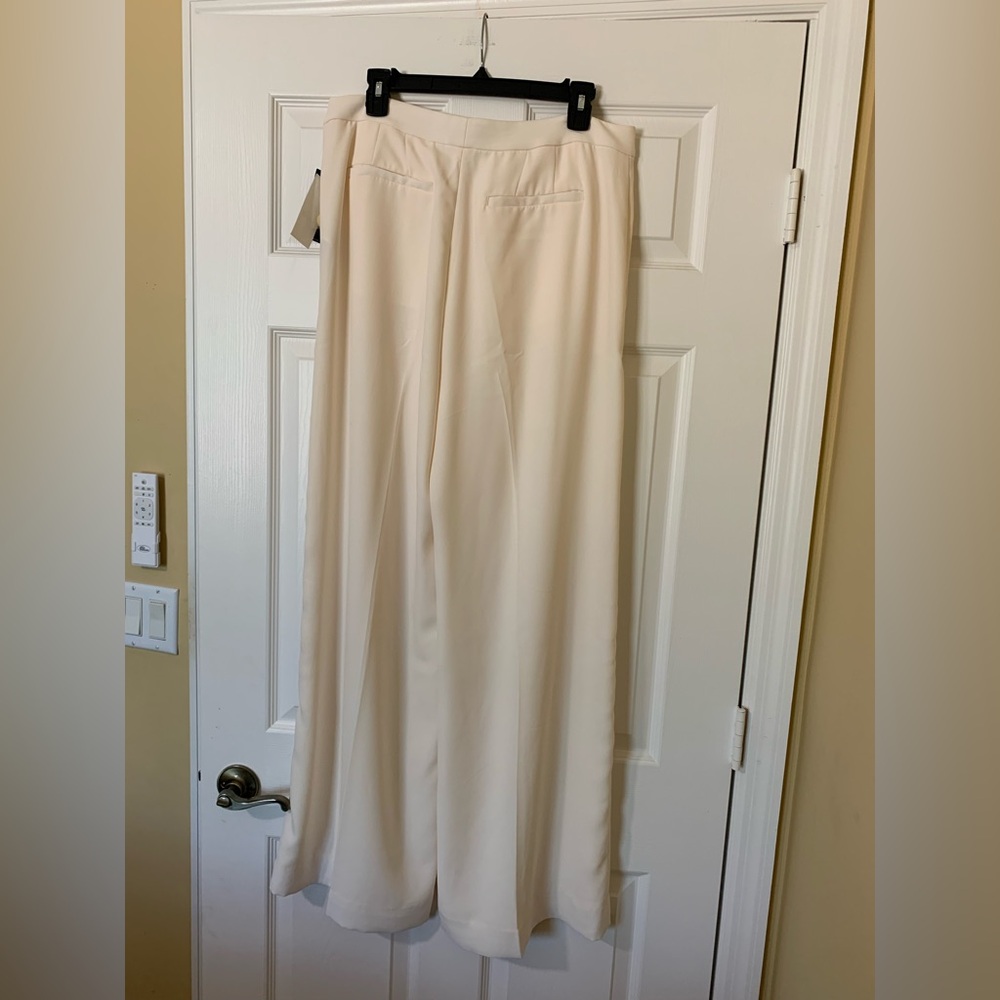 NWT Ralph Lauren High Rise Pleated Front Wide-Leg Cream Trousers 12 Quiet Luxury - Picture 10 of 16